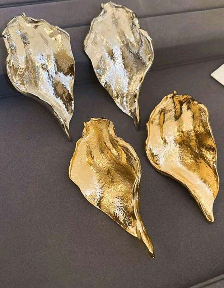 Pendientes únicos con forma de hoja
