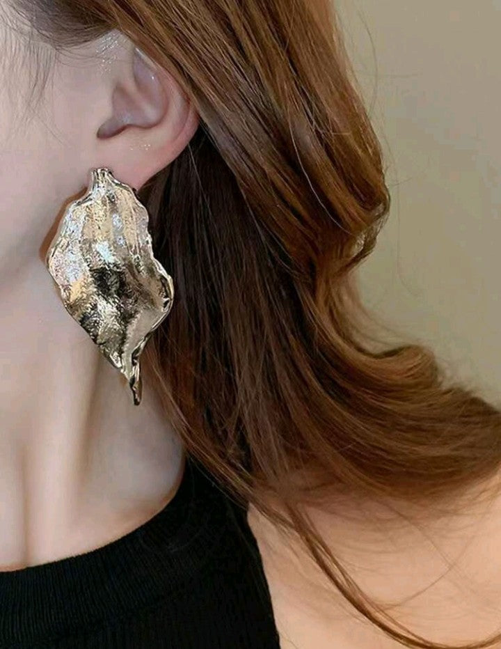 Pendientes únicos con forma de hoja