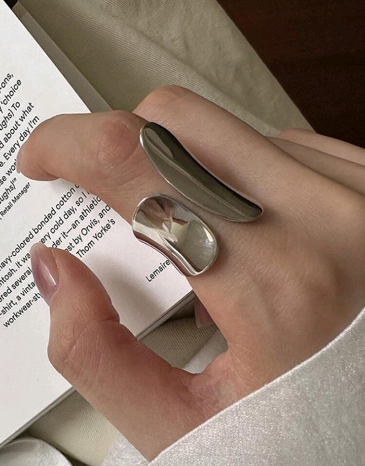 Anillo abierto minimalista