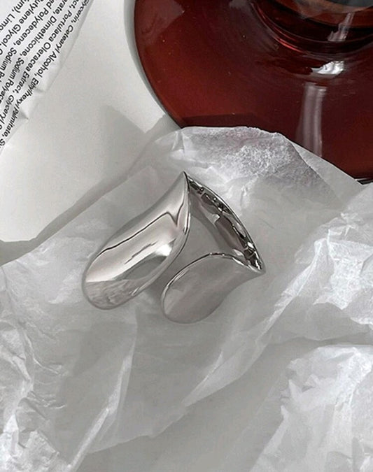 Anillo abierto minimalista
