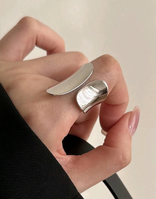 Anillo abierto minimalista