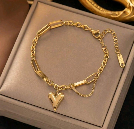 Pulsera con colgante con forma de corazón